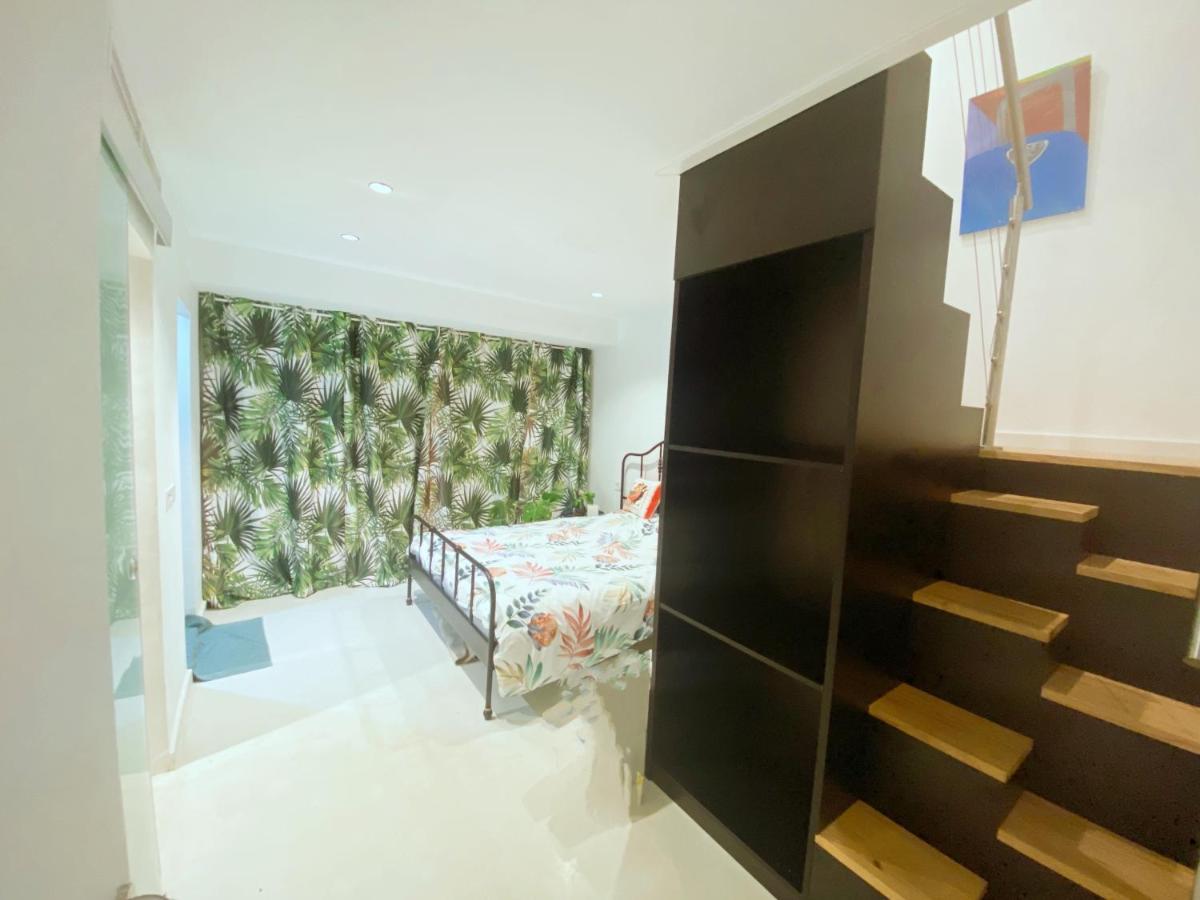 Hug Hotel2022 El Carrer del Canonge エクステリア 写真