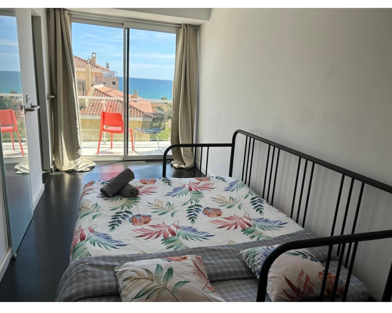 Hug Hotel2022 El Carrer del Canonge エクステリア 写真